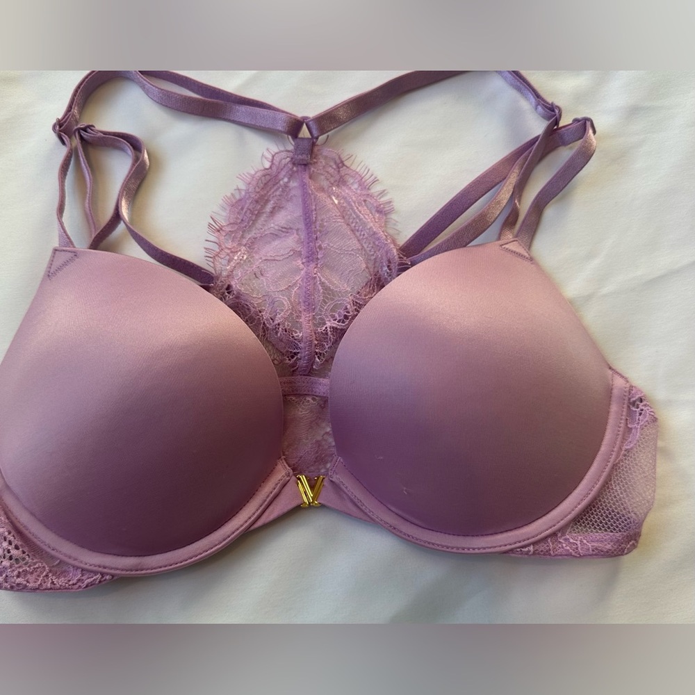 Victoria Secret Racer Back Bra 32b